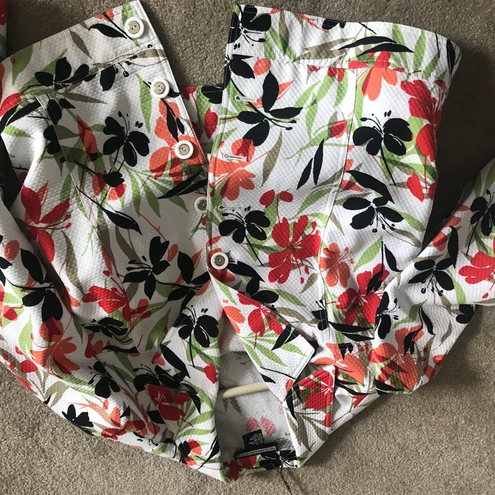 Fancy floral jacket good for over black slacks